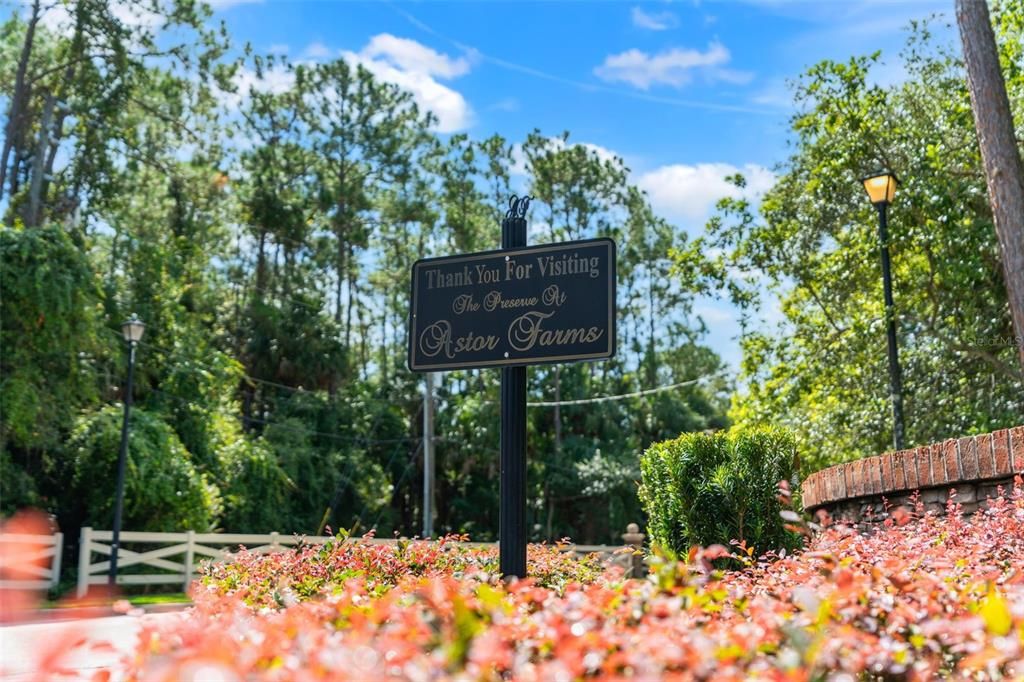 For Sale: $565,000 (4 beds, 3 baths, 2278 Square Feet)
