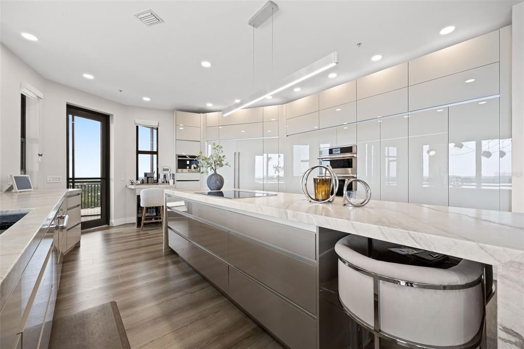 For Sale: $1,140,000 (4 beds, 3 baths, 3928 Square Feet)