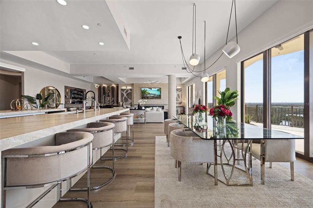 For Sale: $1,140,000 (4 beds, 3 baths, 3928 Square Feet)