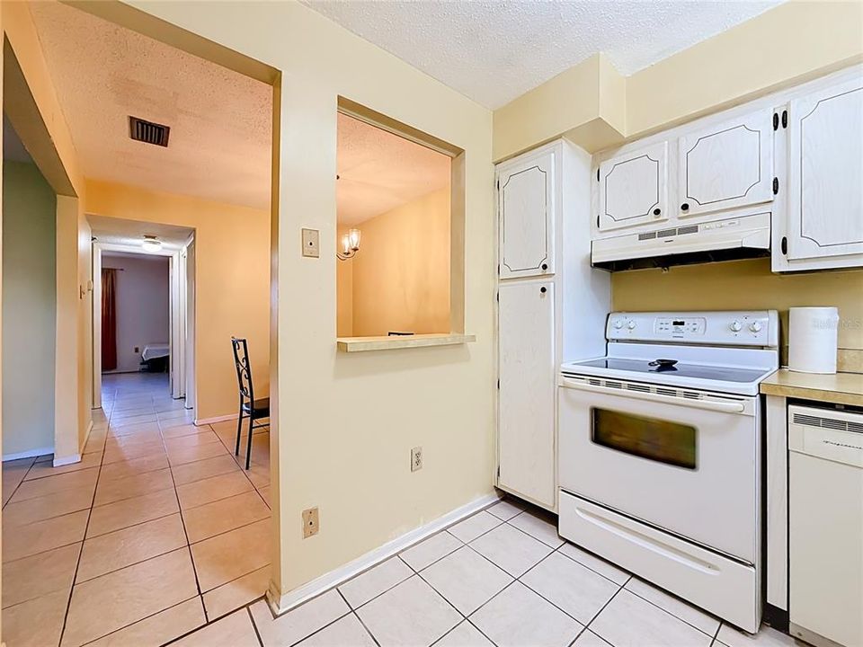 En Venta: $114,900 (1 camas, 1 baños, 825 Pies cuadrados)
