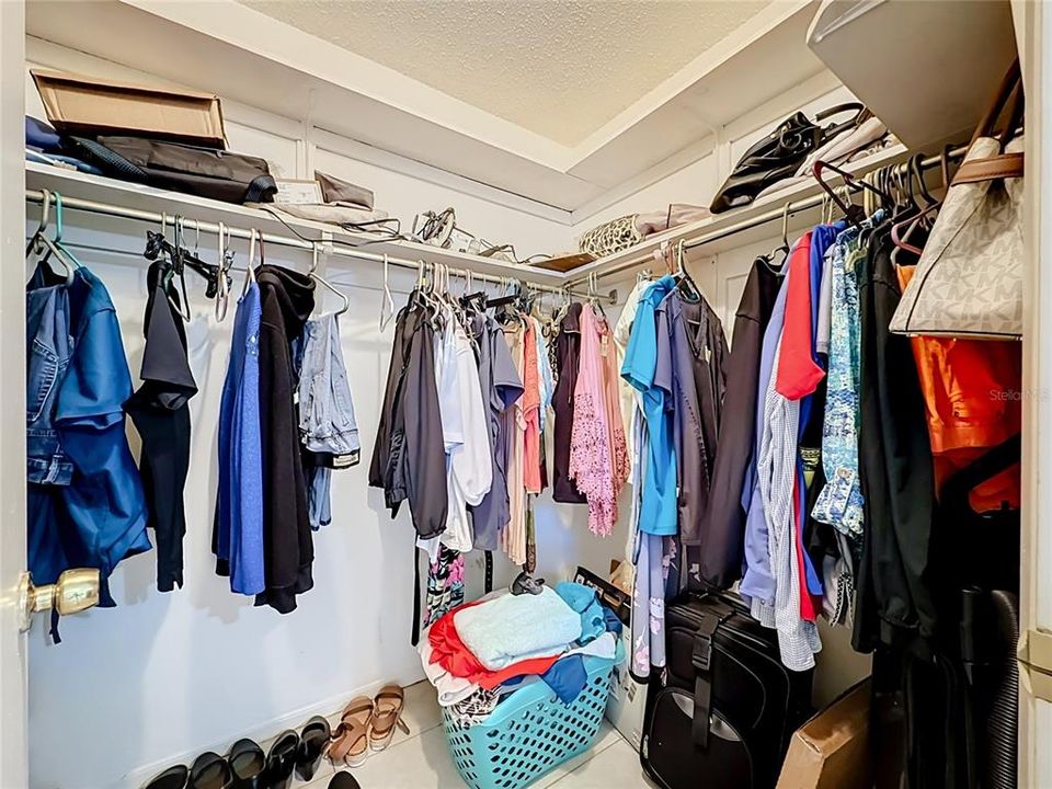 En Venta: $114,900 (1 camas, 1 baños, 825 Pies cuadrados)