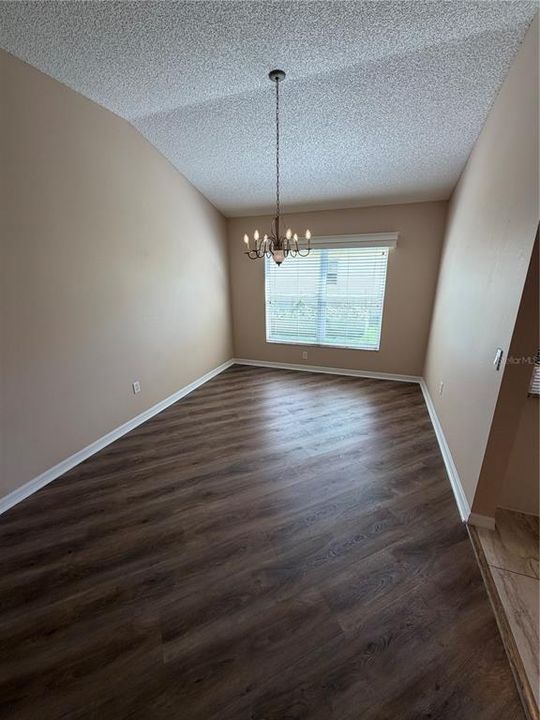 For Rent: $2,600 (3 beds, 2 baths, 1979 Square Feet)