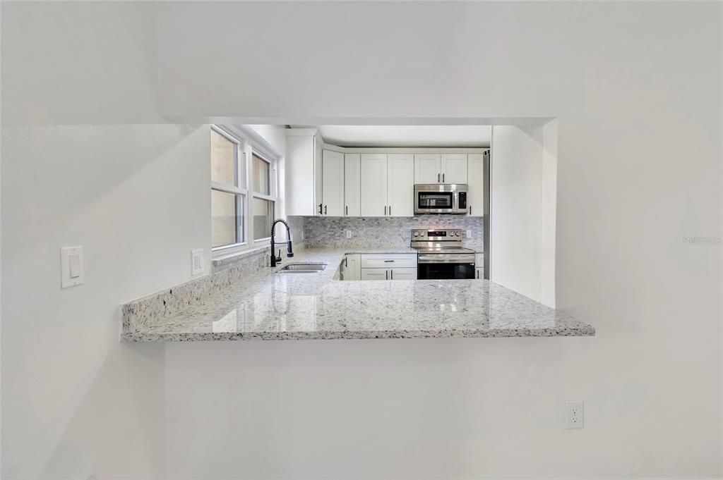 En Venta: $225,000 (3 camas, 2 baños, 1586 Pies cuadrados)