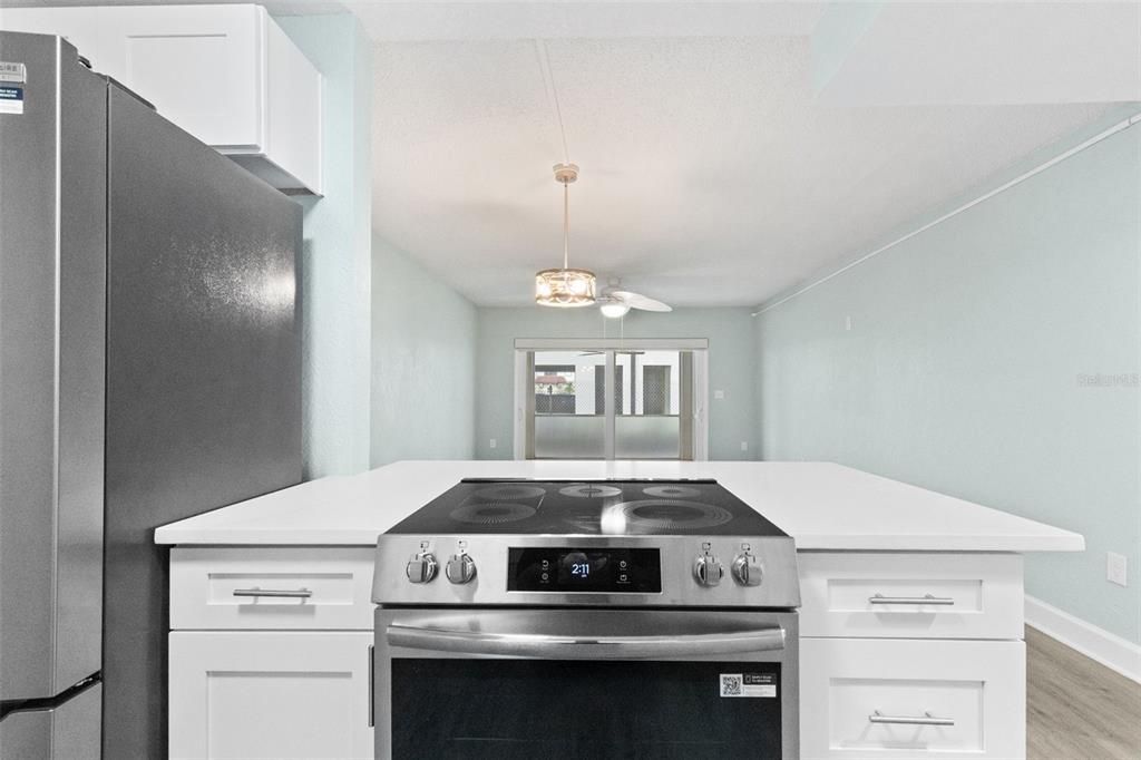 En Venta: $365,000 (1 camas, 1 baños, 701 Pies cuadrados)