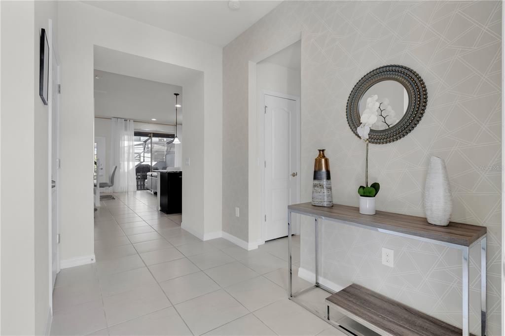 For Sale: $430,000 (5 beds, 4 baths, 2263 Square Feet)