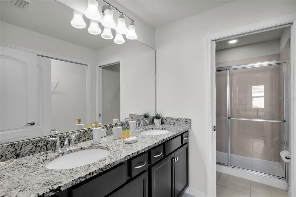 For Sale: $430,000 (5 beds, 4 baths, 2263 Square Feet)