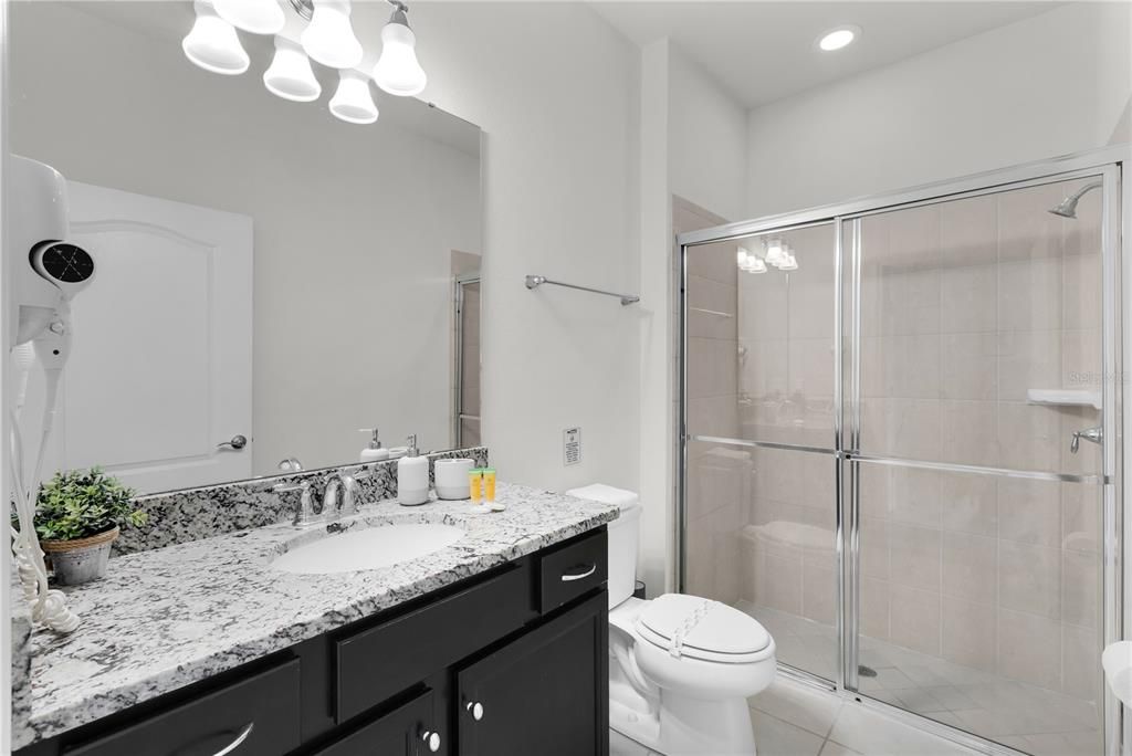 For Sale: $430,000 (5 beds, 4 baths, 2263 Square Feet)