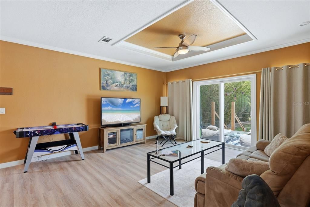 For Sale: $2,000,000 (3 beds, 2 baths, 2016 Square Feet)