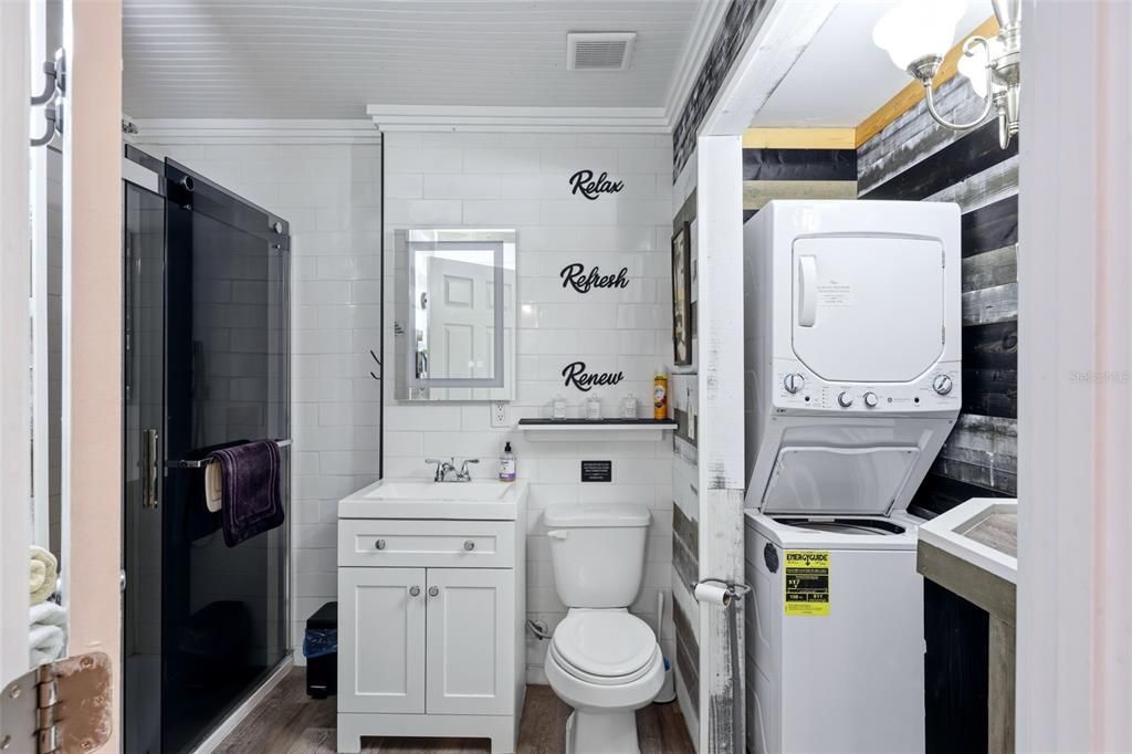 For Sale: $2,000,000 (3 beds, 2 baths, 2016 Square Feet)