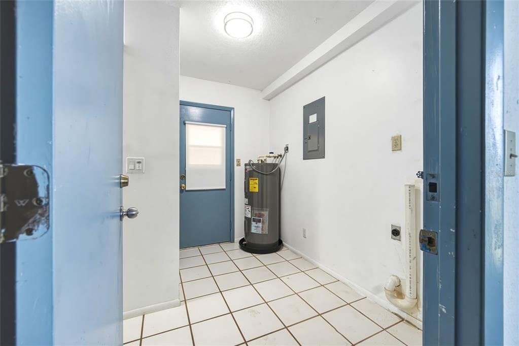 В аренду: $1,695 (2 спален, 2 ванн, 1014 Квадратных фут)