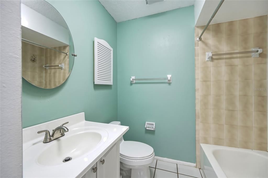 В аренду: $1,695 (2 спален, 2 ванн, 1014 Квадратных фут)