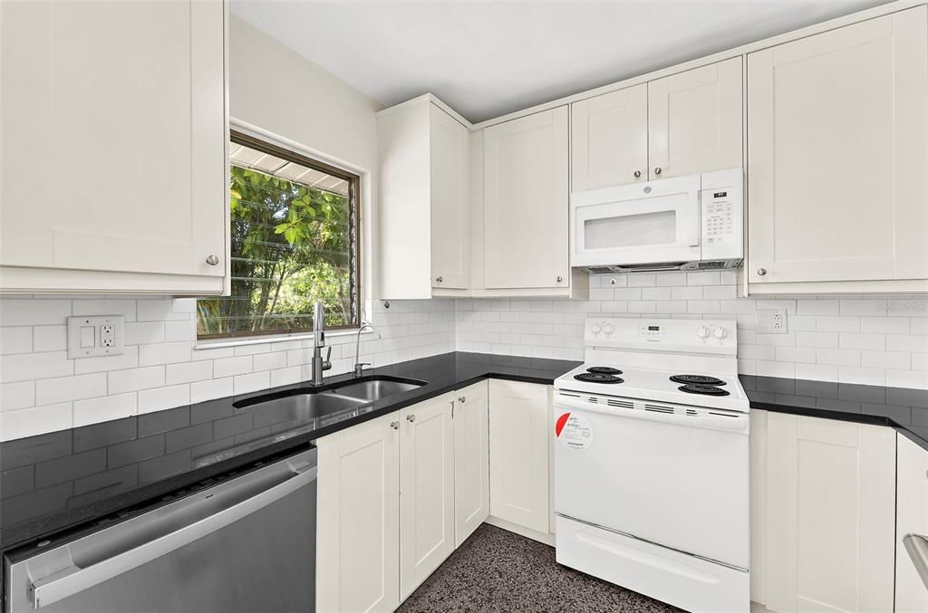 En Venta: $435,000 (3 camas, 1 baños, 1466 Pies cuadrados)