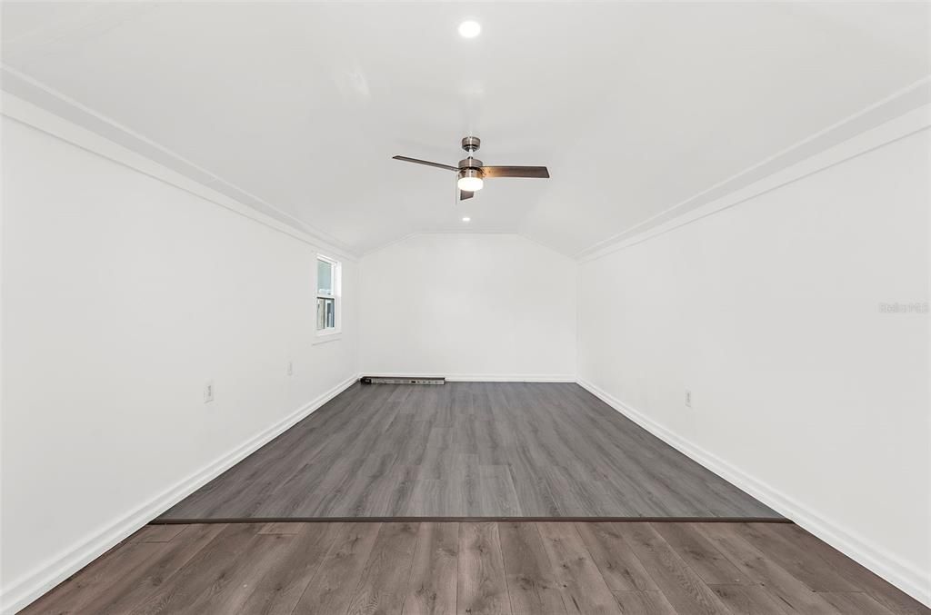 En Venta: $435,000 (3 camas, 1 baños, 1466 Pies cuadrados)
