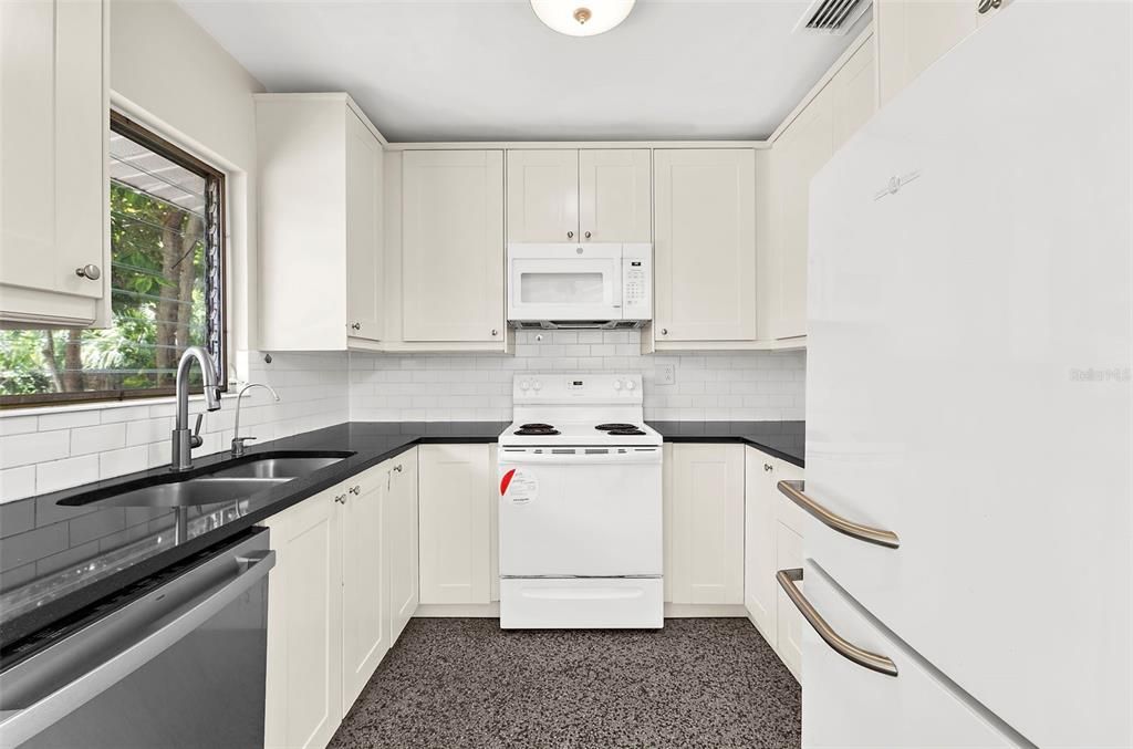 En Venta: $435,000 (3 camas, 1 baños, 1466 Pies cuadrados)