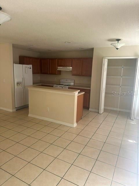 For Sale: $280,000 (3 beds, 2 baths, 1880 Square Feet)