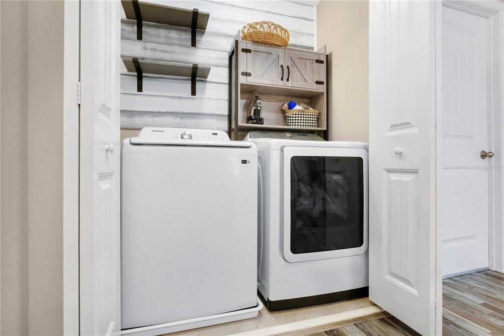 For Sale: $455,000 (3 beds, 2 baths, 1814 Square Feet)