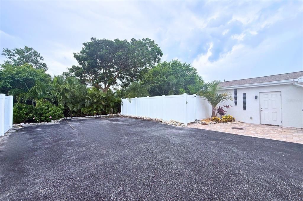 En Venta: $699,000 (0 camas, 0 baños, 1632 Pies cuadrados)