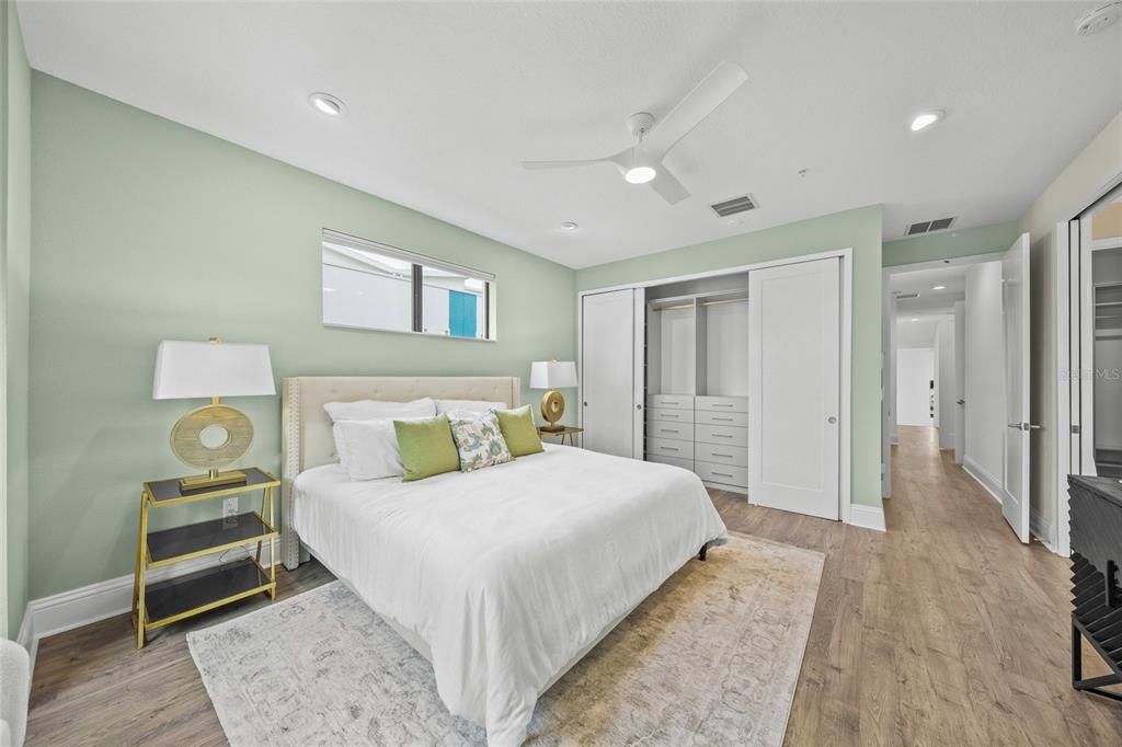 For Sale: $1,250,000 (3 beds, 3 baths, 2761 Square Feet)