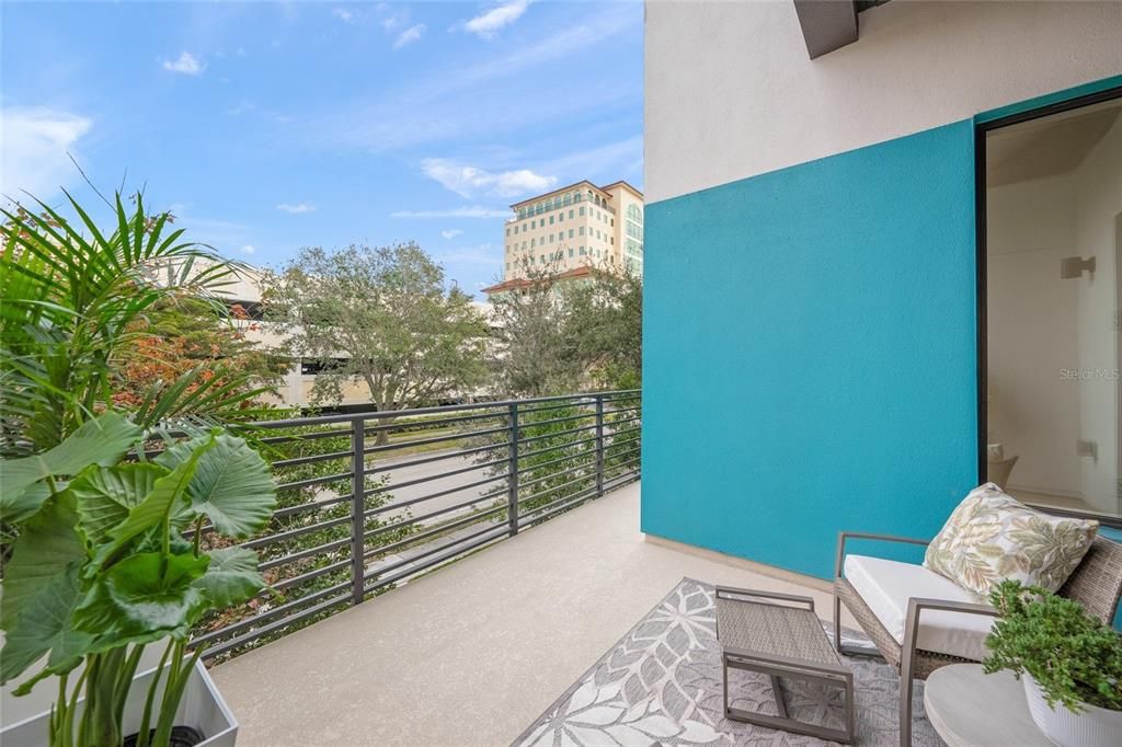 For Sale: $1,250,000 (3 beds, 3 baths, 2761 Square Feet)