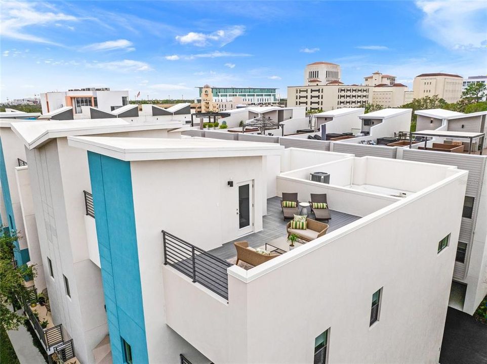 For Sale: $1,250,000 (3 beds, 3 baths, 2761 Square Feet)