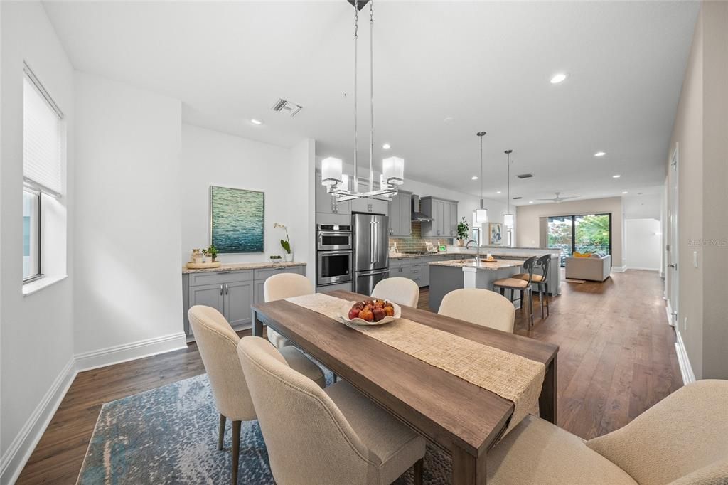 For Sale: $1,250,000 (3 beds, 3 baths, 2761 Square Feet)