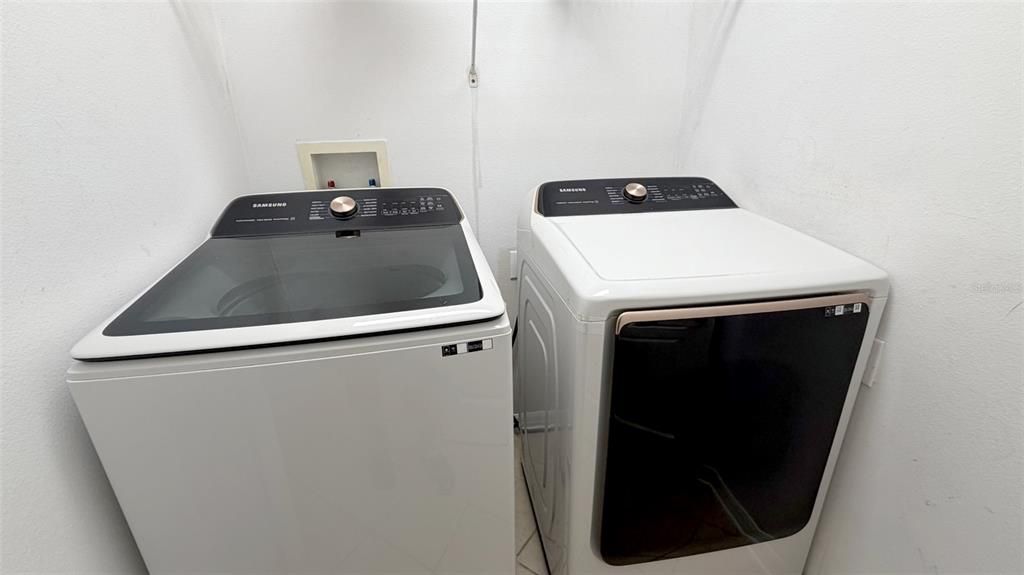 В аренду: $3,000 (3 спален, 2 ванн, 2094 Квадратных фут)