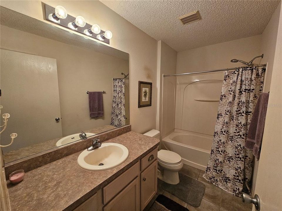 For Rent: $2,100 (2 beds, 2 baths, 1100 Square Feet)