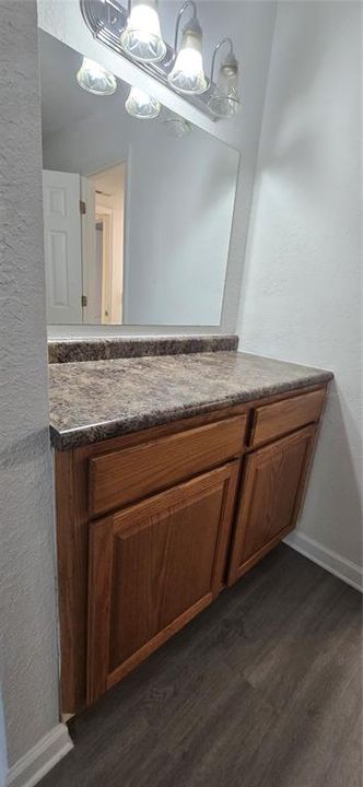 For Sale: $125,000 (2 beds, 1 baths, 1000 Square Feet)