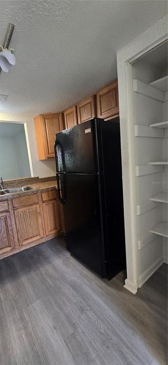 For Sale: $125,000 (2 beds, 1 baths, 1000 Square Feet)