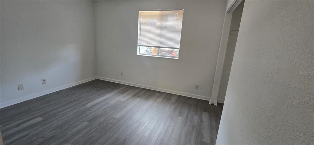 For Sale: $125,000 (2 beds, 1 baths, 1000 Square Feet)