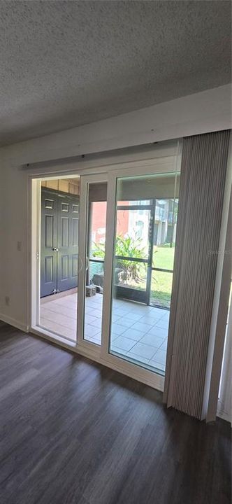 For Sale: $125,000 (2 beds, 1 baths, 1000 Square Feet)