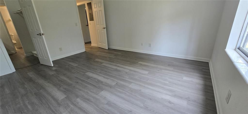 For Sale: $125,000 (2 beds, 1 baths, 1000 Square Feet)