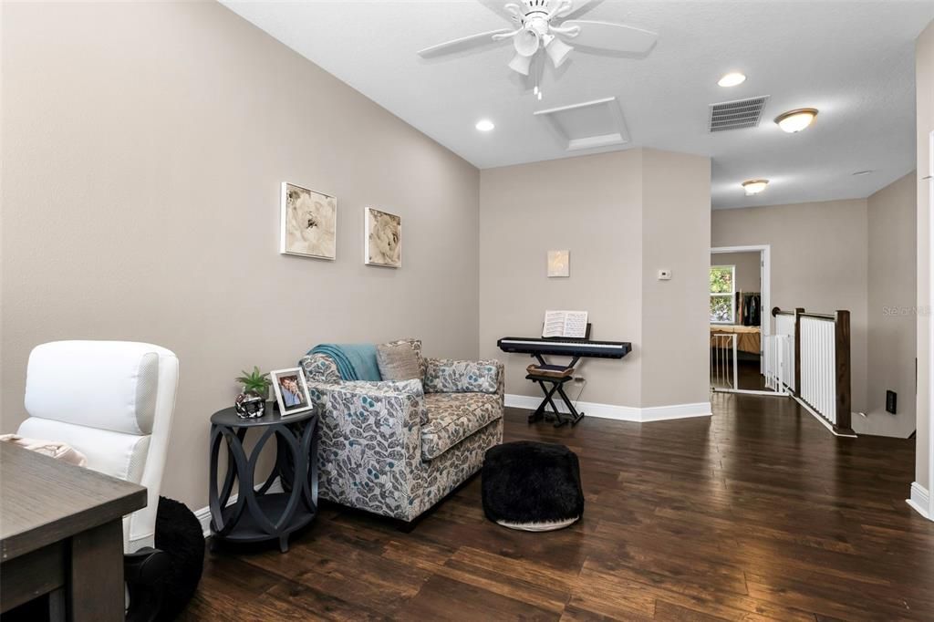 For Sale: $320,000 (2 beds, 2 baths, 1624 Square Feet)