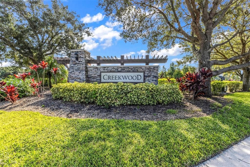 For Sale: $320,000 (2 beds, 2 baths, 1624 Square Feet)
