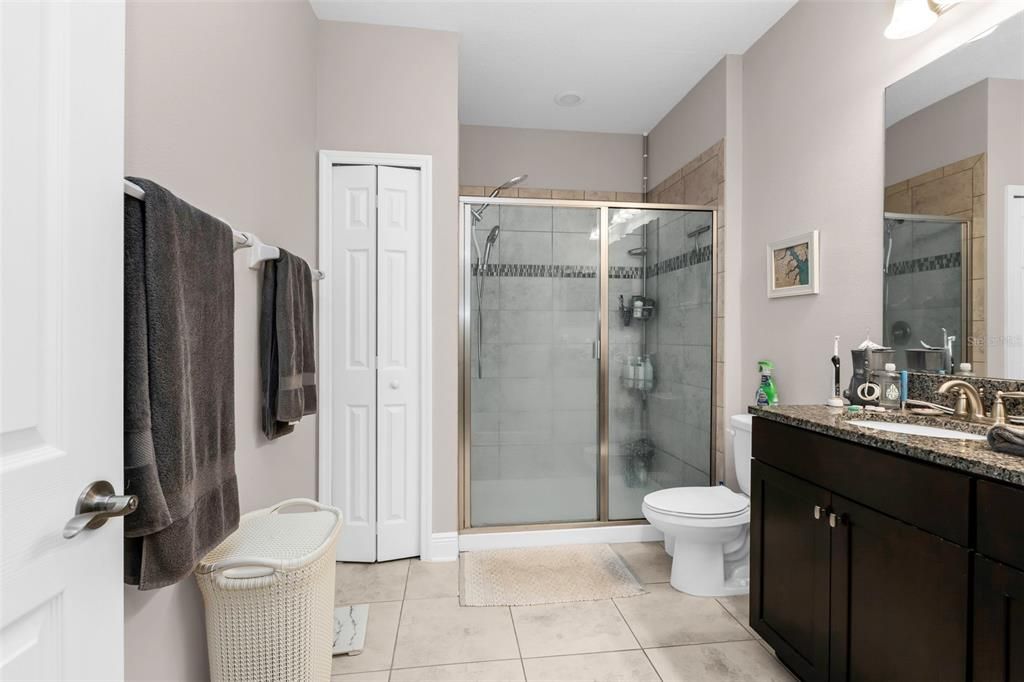 For Sale: $320,000 (2 beds, 2 baths, 1624 Square Feet)