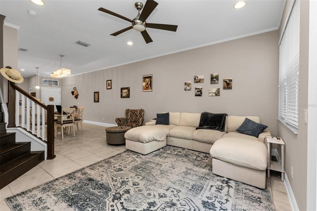 For Sale: $320,000 (2 beds, 2 baths, 1624 Square Feet)