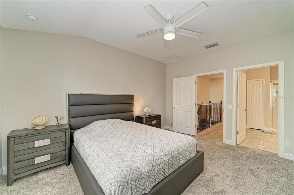 For Sale: $350,000 (2 beds, 2 baths, 1612 Square Feet)