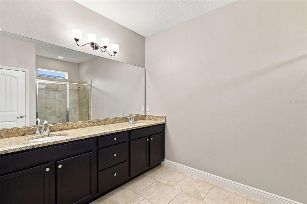 For Sale: $384,900 (3 beds, 2 baths, 2059 Square Feet)