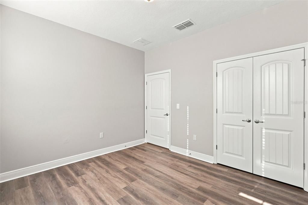 For Sale: $384,900 (3 beds, 2 baths, 2059 Square Feet)