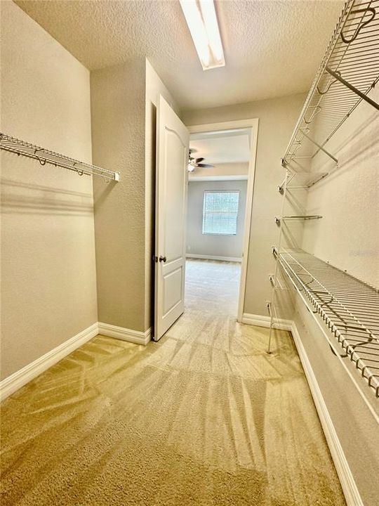 For Sale: $370,000 (2 beds, 2 baths, 1639 Square Feet)