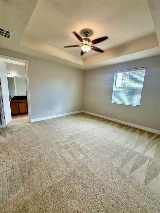 For Sale: $370,000 (2 beds, 2 baths, 1639 Square Feet)
