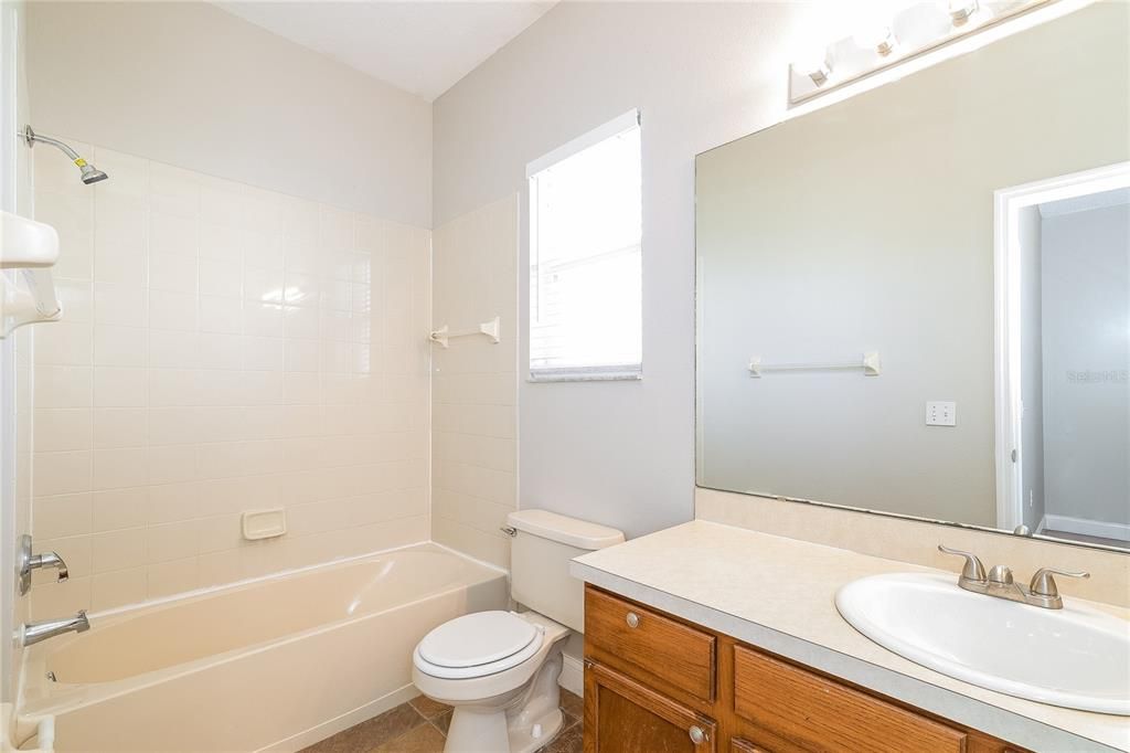 For Sale: $385,000 (4 beds, 3 baths, 2384 Square Feet)
