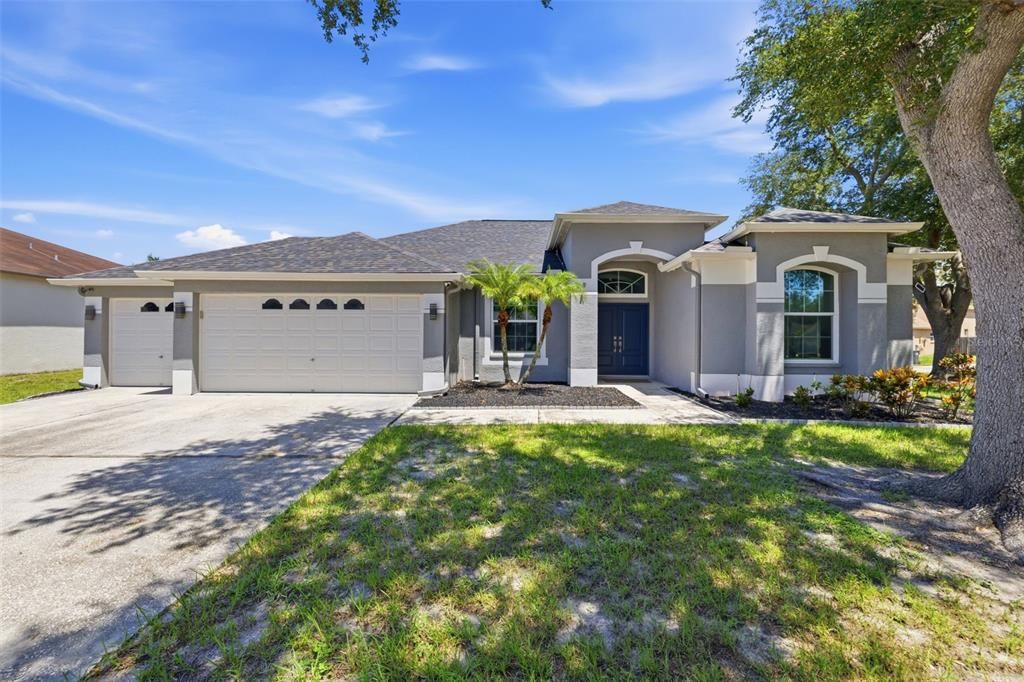 For Sale: $525,000 (4 beds, 2 baths, 2112 Square Feet)