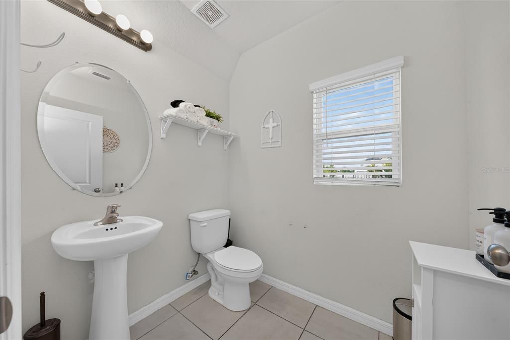For Sale: $370,000 (4 beds, 2 baths, 2168 Square Feet)