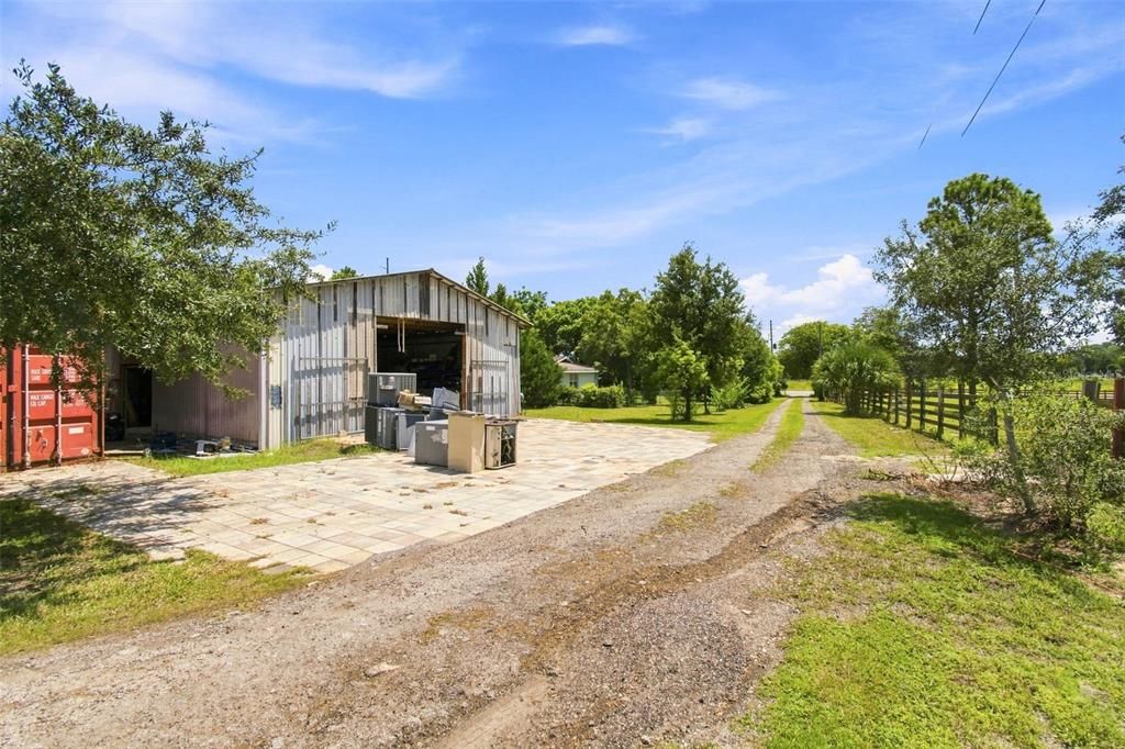 На продажу: $3,999,988 (2 спален, 2 ванн, 1326 Квадратных фут)
