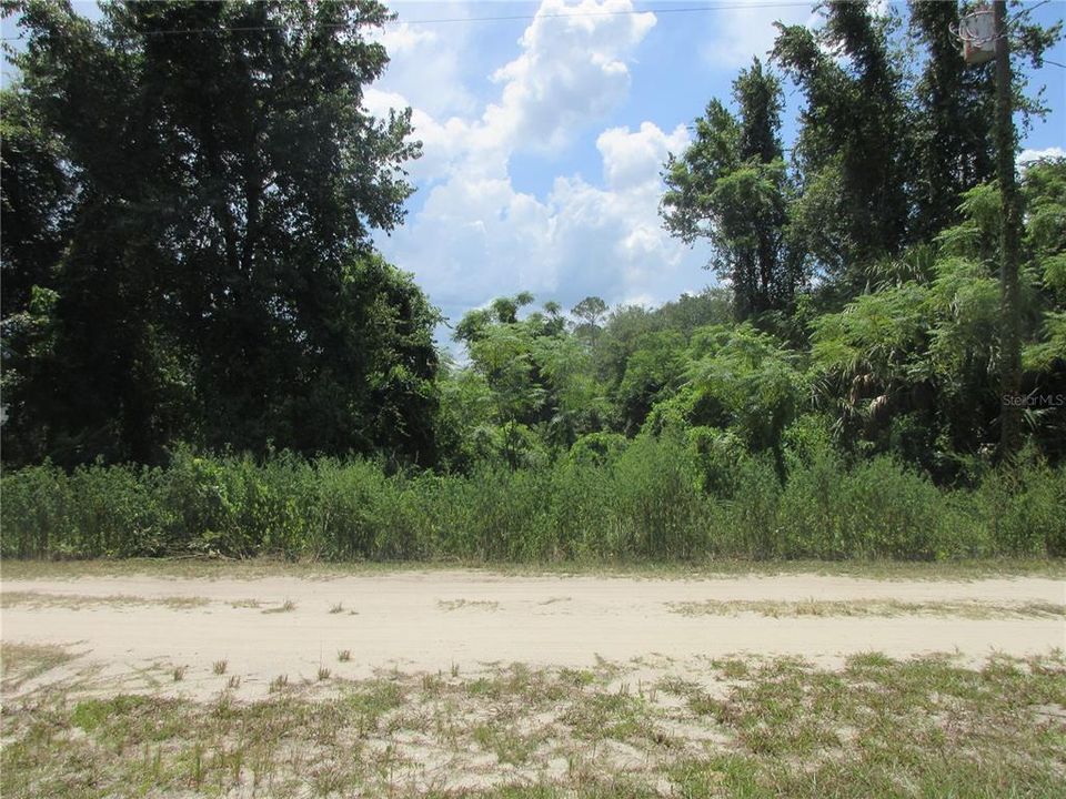 待售: $14,900 (0.30 acres)