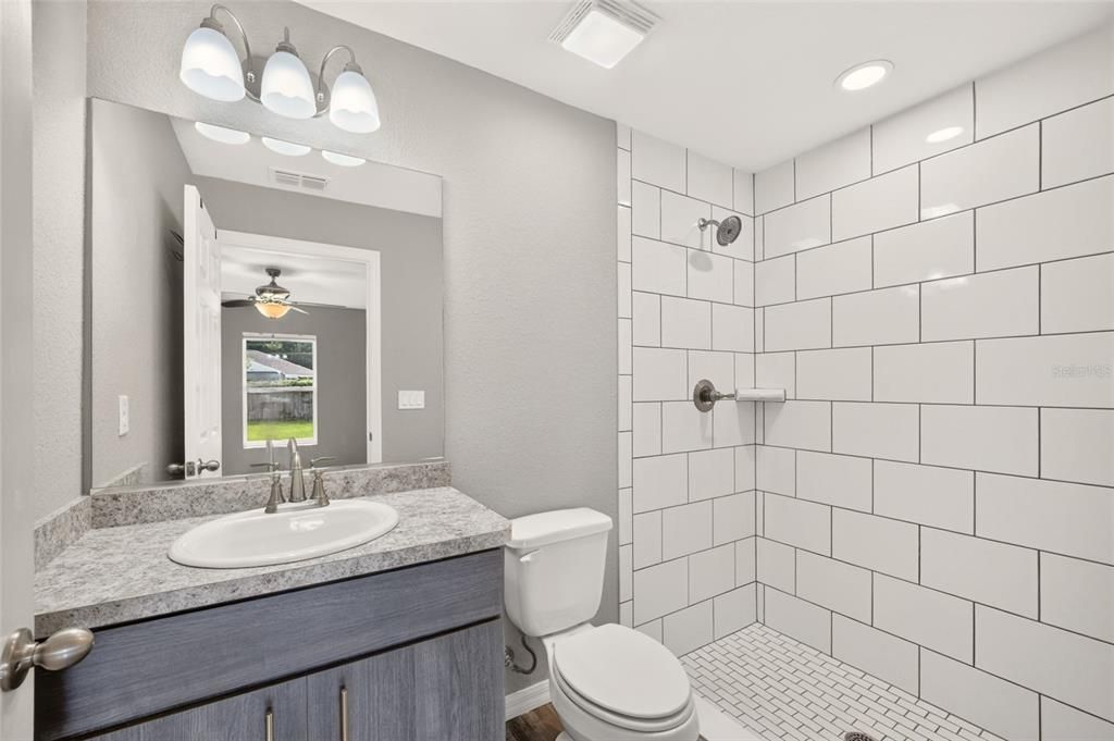 For Sale: $249,900 (3 beds, 2 baths, 1416 Square Feet)