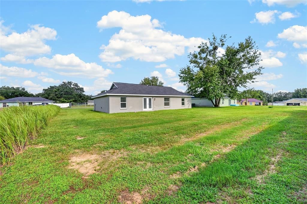For Sale: $249,900 (3 beds, 2 baths, 1416 Square Feet)