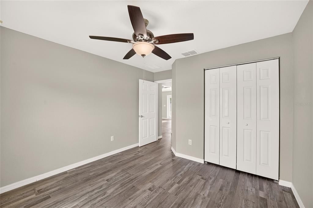 For Sale: $249,900 (3 beds, 2 baths, 1416 Square Feet)