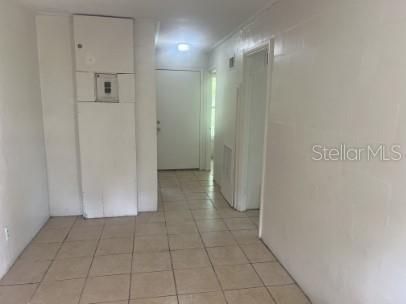 For Rent: $750 (2 beds, 1 baths, 750 Square Feet)